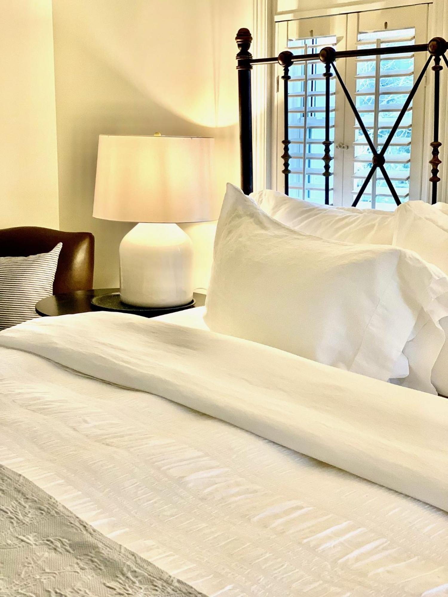 Plantation House Bed & Breakfast Port Hope Ngoại thất bức ảnh